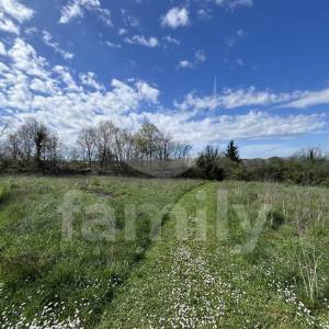 GRAĐEVINSKA PARCELA SA PREKRASNIM PANORAMSKIM POGLEDOM