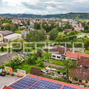 Građevinska parcela u centru Pregrade, 1538m2 s idejnim prijedlogom za gradnju s