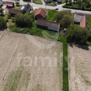GRAĐEVINSKA ZEMLJIŠTA RAZLIČITIH POVRŠINA NA PRODAJU