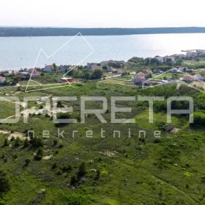 Građevinsko zemljište, 200 m do mora, 2.800 m2, Ljubač, Zadar