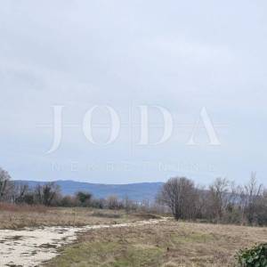 Građevinsko zemljište 960m2,LABIN okolica