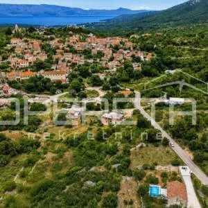 Građevinsko zemljište s pogledom na more – Vrisnik, Hvar