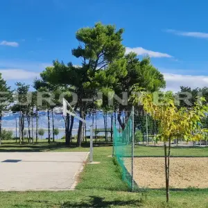 Građevinsko zemljište Sabunike, neposredno uz more pov. 1.091 m²