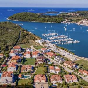 Građevinsko zemljište u Volmama TURISTIČKA, T2 ZONA.