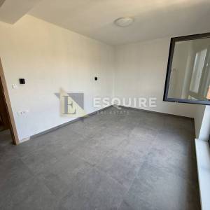 GRBE / NIN – moderna vila s bazenom, krovnom terasom i dodatnom parcelom!