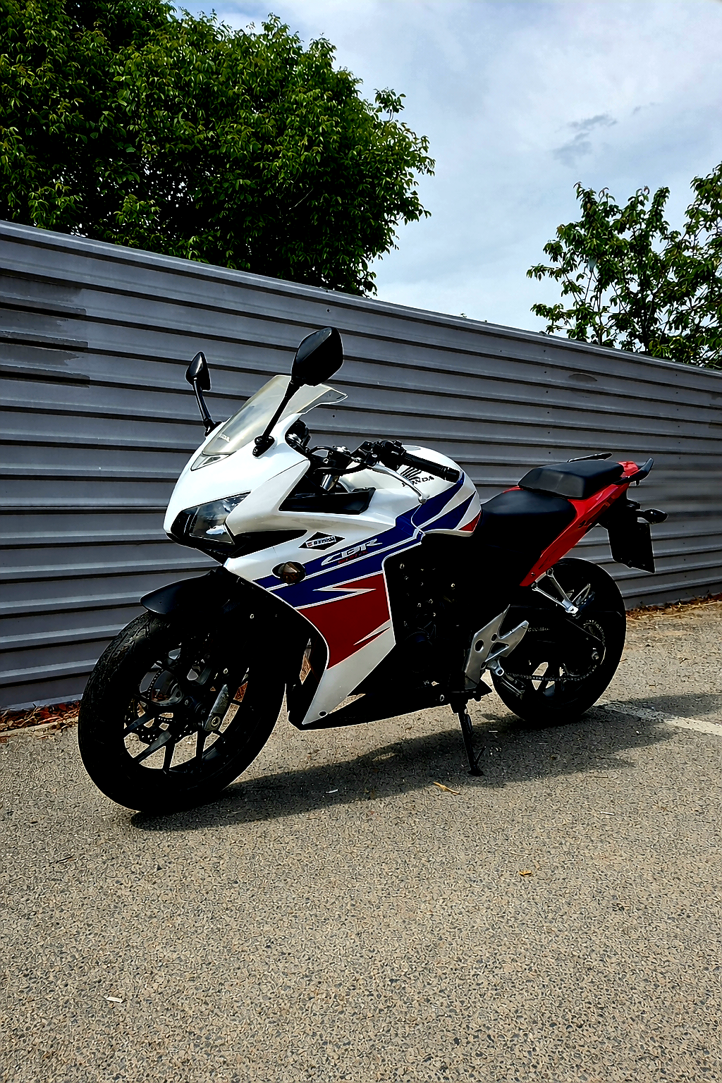 Honda Cbr500RA