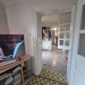Hreljin, kuća s okućnicom, pogled na more