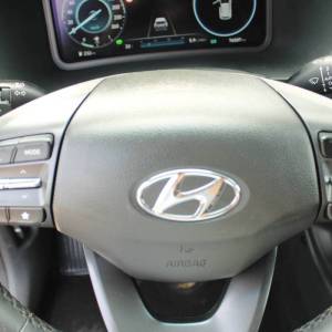 Hyundai Kona 1.6 Hybrid AUTOMATIK *HEAD-UP, NAVIGACIJA, KAMERA*