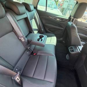 INSIGNIA SPORTS TOURER 1.5 Turbo D Business Elegance AUTOMATIK