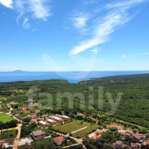 INVESTICIJSKA PRILIKA - GRAĐEVINSKO ZEMLJIŠTE U URBANOM DIJELU PERUŠKI