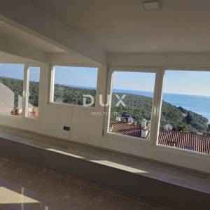 ISTRA, DUGA UVALA - Penthouse s panoramskim pogledom na more