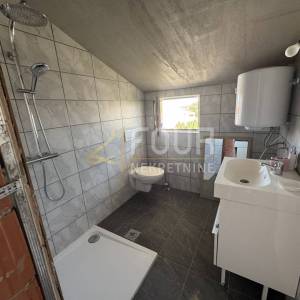 Istra, Fažana, samostojeća, apartmanska kuća, 280m2