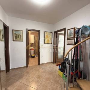 Istra, Fažana, stan u centru, 65.59m2
