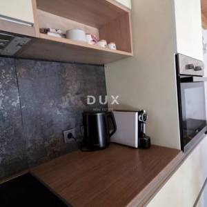 Istra, Krnica, apartmanska kamena kuća, 175 m²