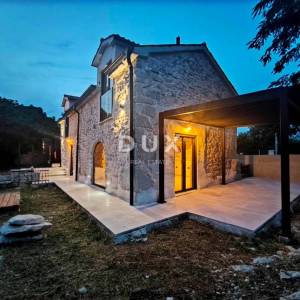 ISTRA, LABIN - Adaptirana kamena ljepotica