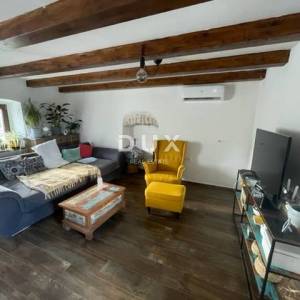 ISTRA, LABIN - Renovirana kamena kuća s dvije stambene jedinice