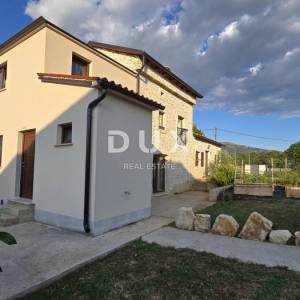 ISTRA, LABIN - Renovirana kamena kuća s dvije stambene jedinice