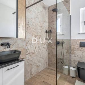 Istra, Labin – samostojeća kuća 190 m², bazen, wellness