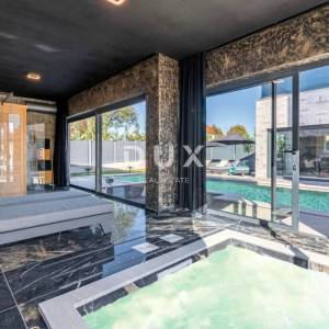 Istra, Labin – samostojeća kuća 190 m², bazen, wellness