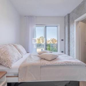 Istra, Labin – samostojeća kuća 190 m², bazen, wellness