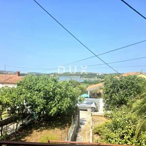 Istra, Pomer, Starina spremna za obnovu, 120m2, pogled na more