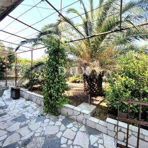 Istra, Pomer, Starina spremna za obnovu, 120m2, pogled na more
