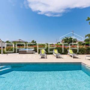 Istra, Poreč okolica- Moderna kuća s bazenom