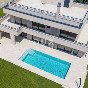 ISTRA, POREČ - Vrhunska kuća s bazenom