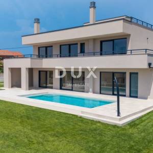ISTRA, POREČ - Vrhunska kuća s bazenom