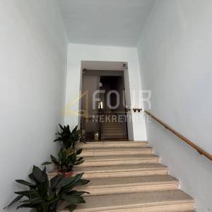 Istra, Pula, 210m2 - u naravi 5 apartmana