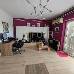 Istra, Pula, Busoler, 3s+db s okućnicom