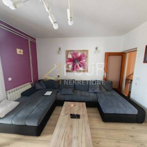 Istra, Pula, Busoler, 3s+db s okućnicom