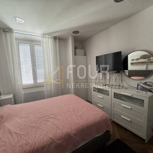 Istra, Pula - centar, 95.47m2 u naravi 3 apartmana
