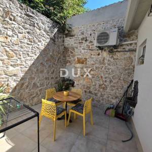ISTRA, PULA - Prodaja 2SS + DB potpuno renoviran stan u centru grada