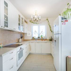 ISTRA, PULA - Stan 3SS + apartman od 34m2 i 3 parkirna mjesta