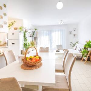 ISTRA, PULA - Stan 3SS + apartman od 34m2 i 3 parkirna mjesta