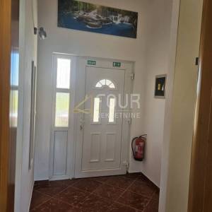 Istra, Pula - Valbandon, 55.16m2, 1s+db, balkon, park mjesto