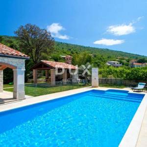 ISTRA, RABAC - Mediteranska kuća s bazenom i pogledom na more