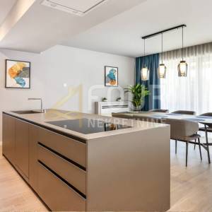 Istra, Rovinj - centar, 131 m2, luksuzan stan, 2s+db, terasa + balkon