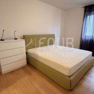 Istra, Rovinj, luksuzni dvoetažni penthouse, garaža, 100m od mora i plaže