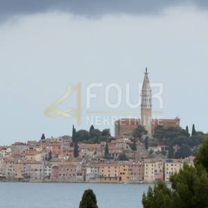 Istra, Rovinj, luksuzni dvoetažni penthouse, garaža, 100m od mora i plaže