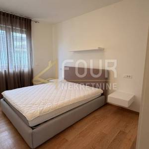Istra, Rovinj, luksuzni dvoetažni penthouse, garaža, 100m od mora i plaže