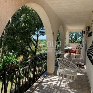 Istra, Rovinj, samostojeća katnica, 109m2, pogled na more