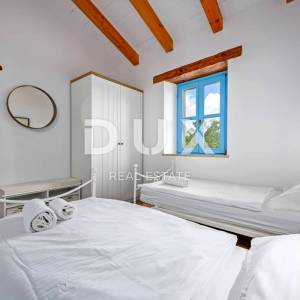 ISTRA, SVETI LOVREČ - Rustikalna kuća s bazenom