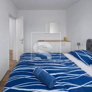 Istra, Umag - dvojna kuća s bazenom, 4 spavaće, pogled more