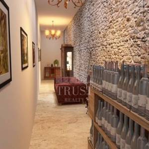 ISTRA, VRANJA - Kuća u procesu adaptacije