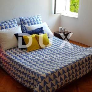 ISTRA, ŽMINJ – Imanje na 9.032 m², tri samostojeće kuće, dva bazena 