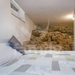 IZUZETNA KUĆA NA 5 ETAŽA U STAROJ JEZGRI ROVINJA