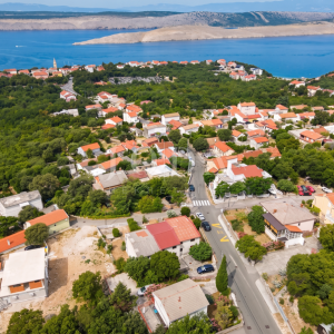 Jadranovo – Kuća dvojnica idealna za dvije obitelji, 600 m od mora