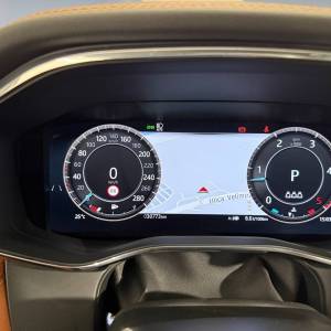 Jaguar F-Pace 90th Anniversary D204 A9